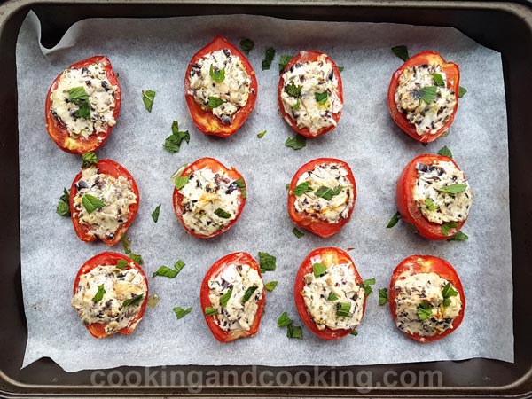 Baked Tomatoes with Cheese Baked Tomatoes with Cheese
