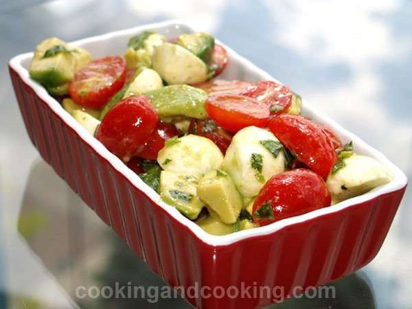 Bocconcini Avocado Salad Bocconcini Avocado Salad