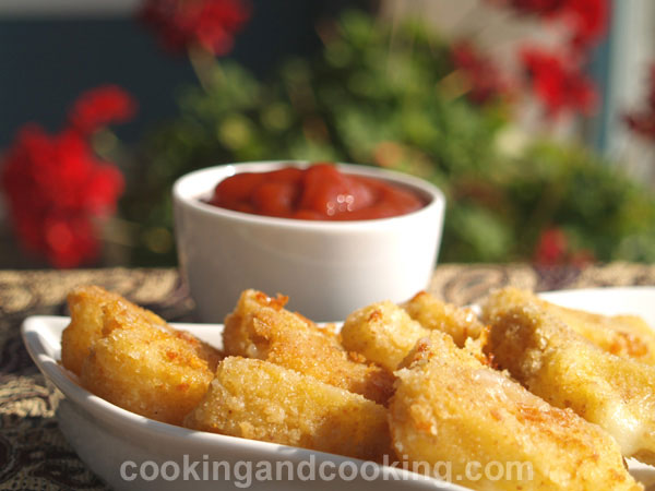 Breaded Mozzarella Cheese Sticks Breaded Mozzarella Cheese Sticks