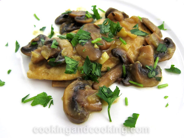 Chicken with Mushroom Sauce Chicken with Mushroom Sauce