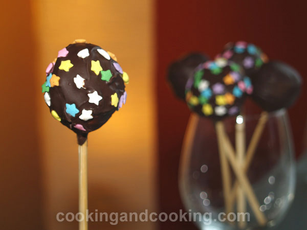 Cookie Ball Pops Cookie Ball Pops