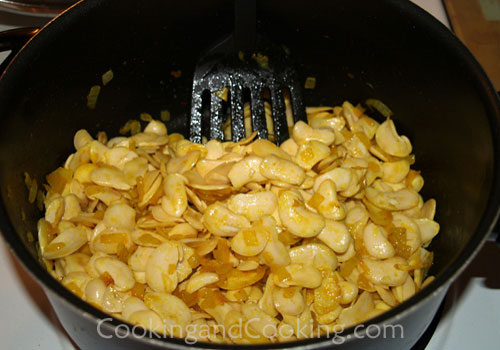 Dami e Baghali (Turmeric Rice and Lima Beans) Dami e Baghali (Turmeric Rice and Lima Beans)