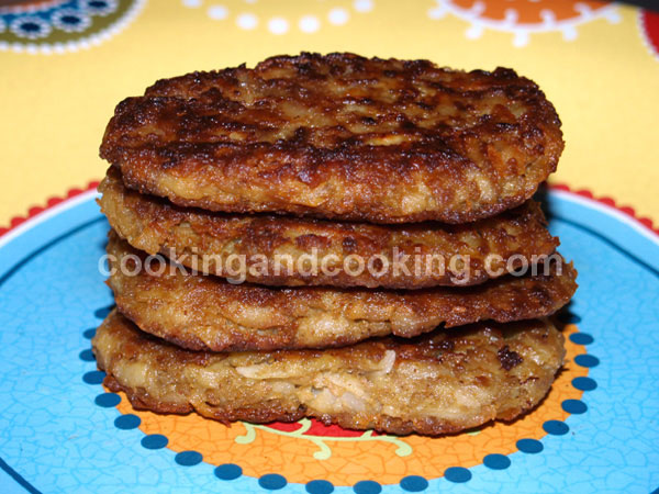 Kotlet (Persian Meat and Potato Patties) Kotlet (Persian Meat and Potato Patties)