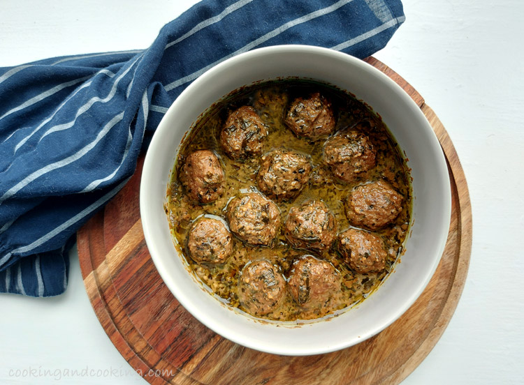 Meatball Stew with Pomegranate & Walnuts Meatball Stew with Pomegranate & Walnuts