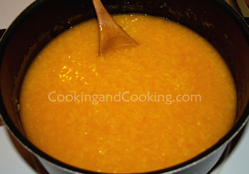 Sholeh Zard (Persian Saffron Rice Pudding) Sholeh Zard (Persian Saffron Rice Pudding)