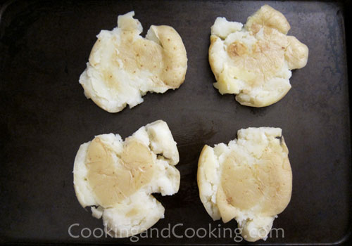 Smashed Potatoes with Cheese Smashed Potatoes with Cheese